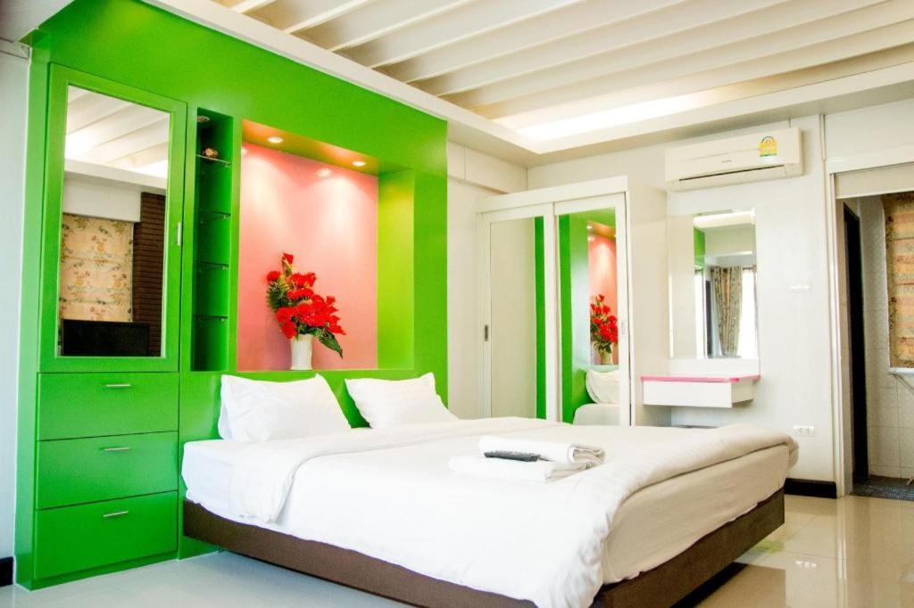 Huay Kaew Palace 1 Hotel Chiang Mai Extérieur photo