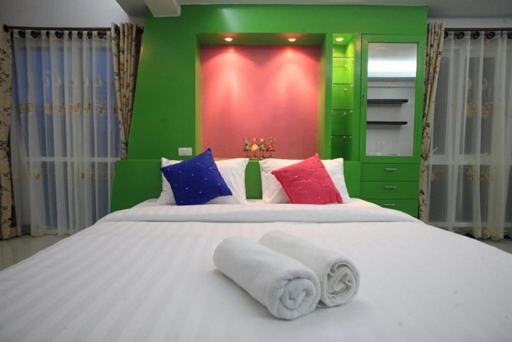 Huay Kaew Palace 1 Hotel Chiang Mai Extérieur photo